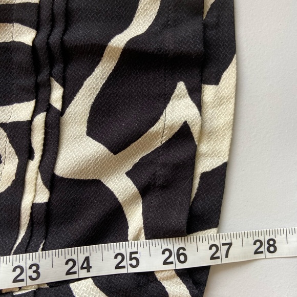 Farm Rio Sinead Jumpsuit Heart Print Sz Large Black Valentines Wide Leg Chic - Picture 11 of 14